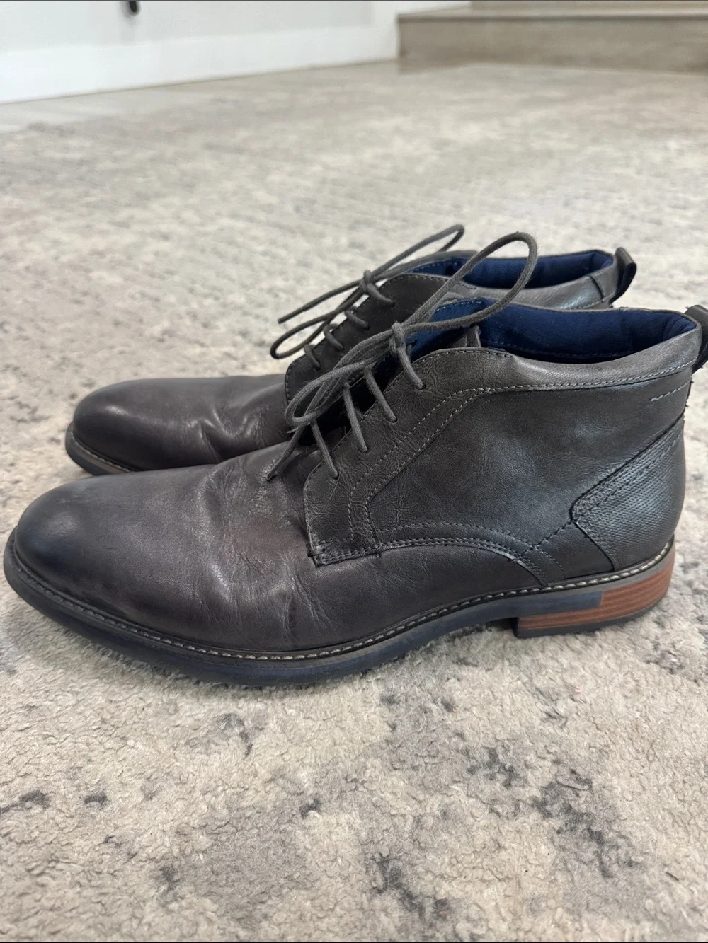Steve Madden Black Leather Chukka Boots with Navy Lining